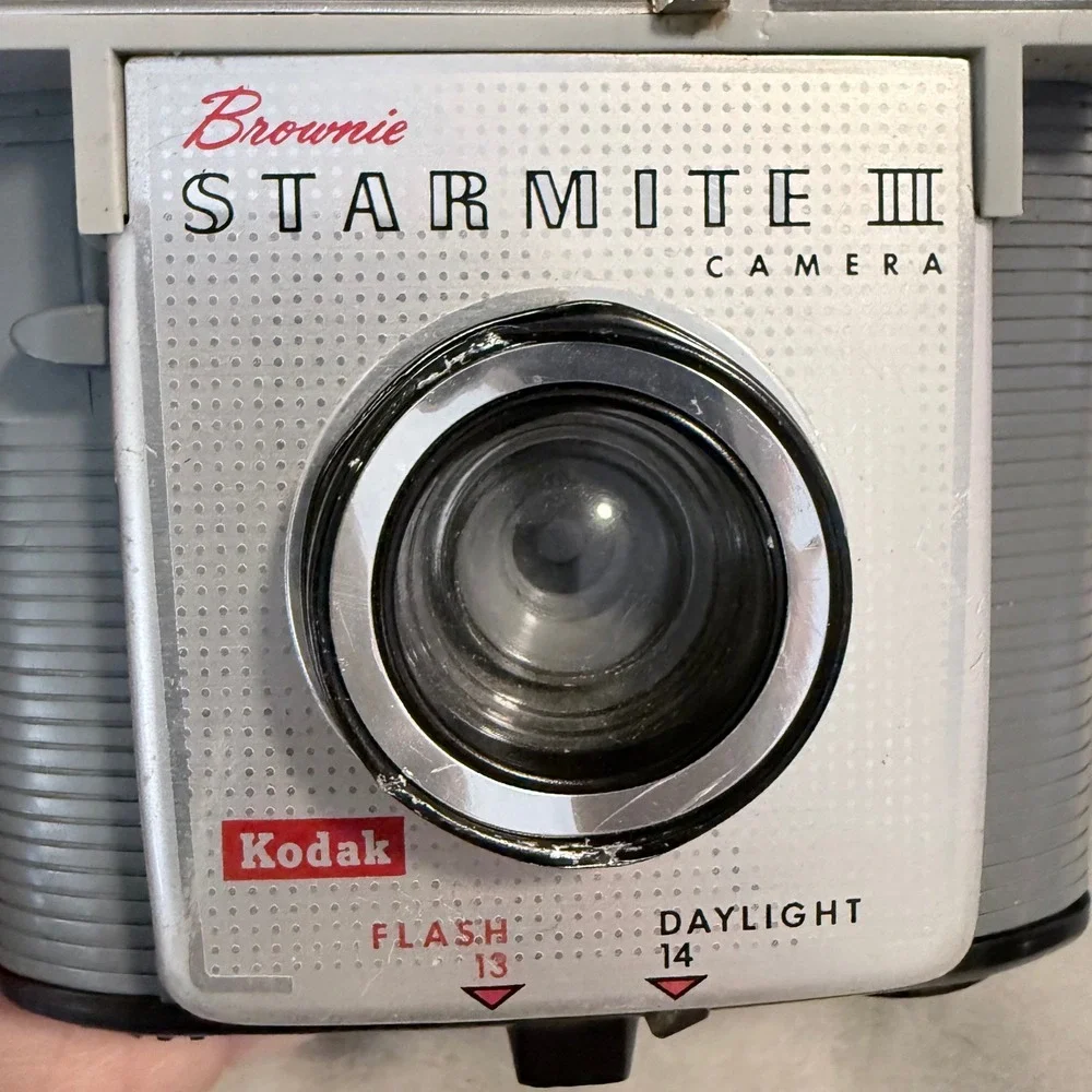 Vintage Kodak Brownie Starmite III Camera 127 Film Flash 1960s MCM Untested